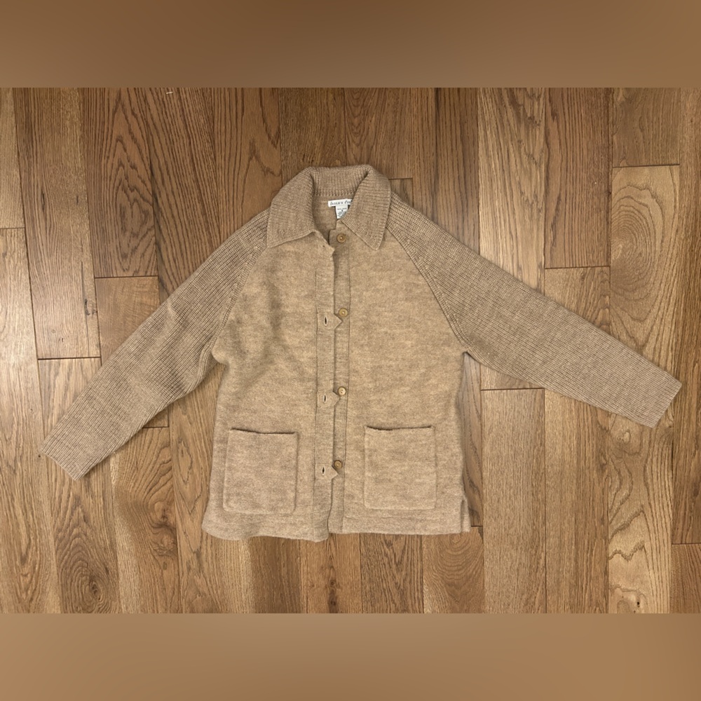Size small 100% wool Eagles Eye Beige/ Tan Cardigan Sweater